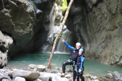 Kanguru Jump | canyoning.cc